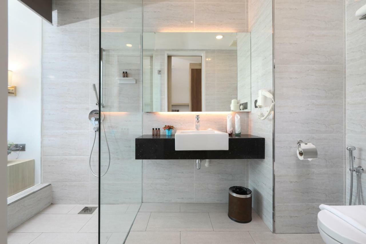 Hompton By The 4*